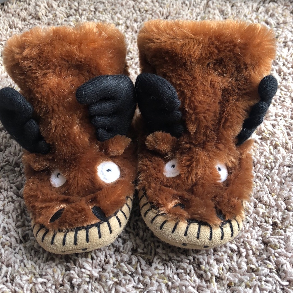 Hatley moose slippers